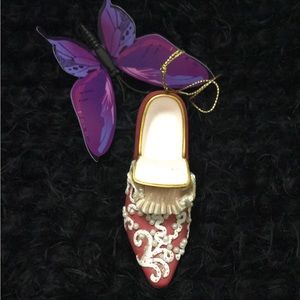 “Tudor Rose” Heirloom Collectible Miniature Shoe